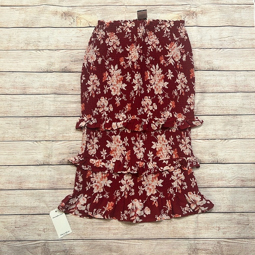 Abercrombie tiered ruffle midi skirt Med